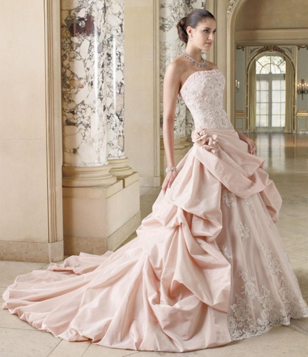 Χρωματιστά νυφικά, Νυφικό με χρώμα, Ροζ Νυφικό