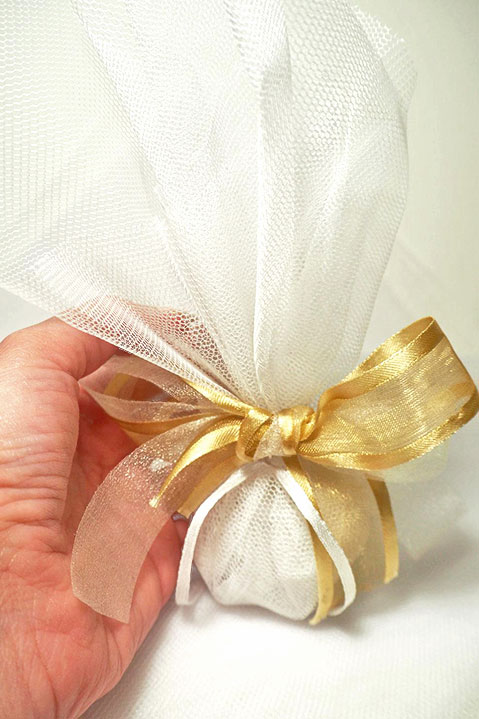 Κλασική μπομπονιέρα τούλι - Photo 7